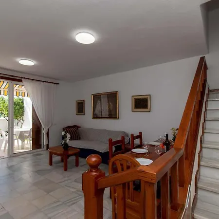 Villa Park Santiago Iii 139 - Three Bed Playa de las Américas