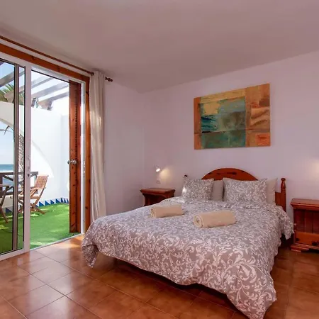 Villa Park Santiago Iii 139 - Three Bed