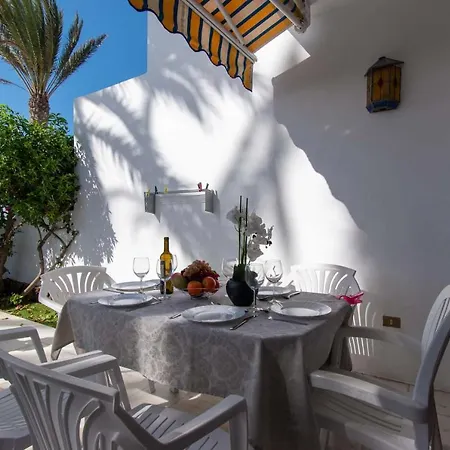 Villa Park Santiago Iii 139 - Three Bed