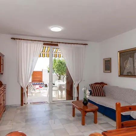 Villa Park Santiago Iii 139 - Three Bed *